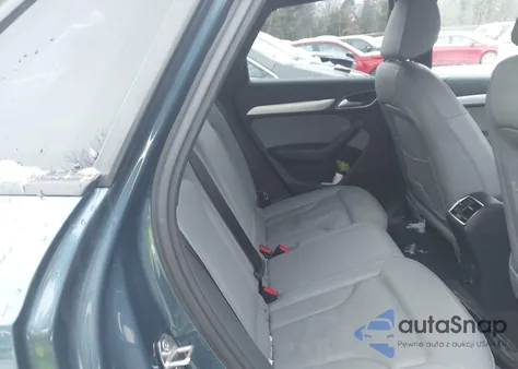 2018 Audi Q3 2.0T Premium/2.0T Sport Premium z USA, uszkodzony, nr VIN WA1ECCFS2JR020927